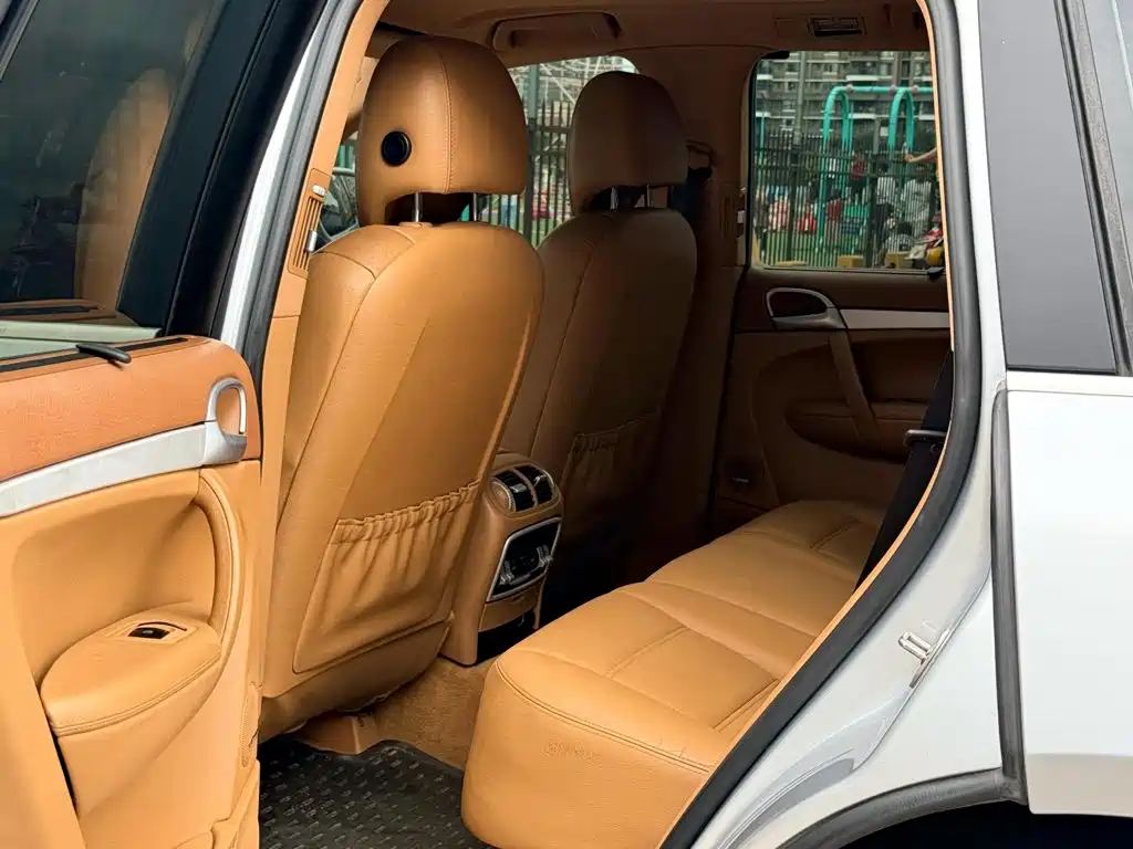 Porsche Cayenne 2006 2006 Cayenne S 4.5L AT