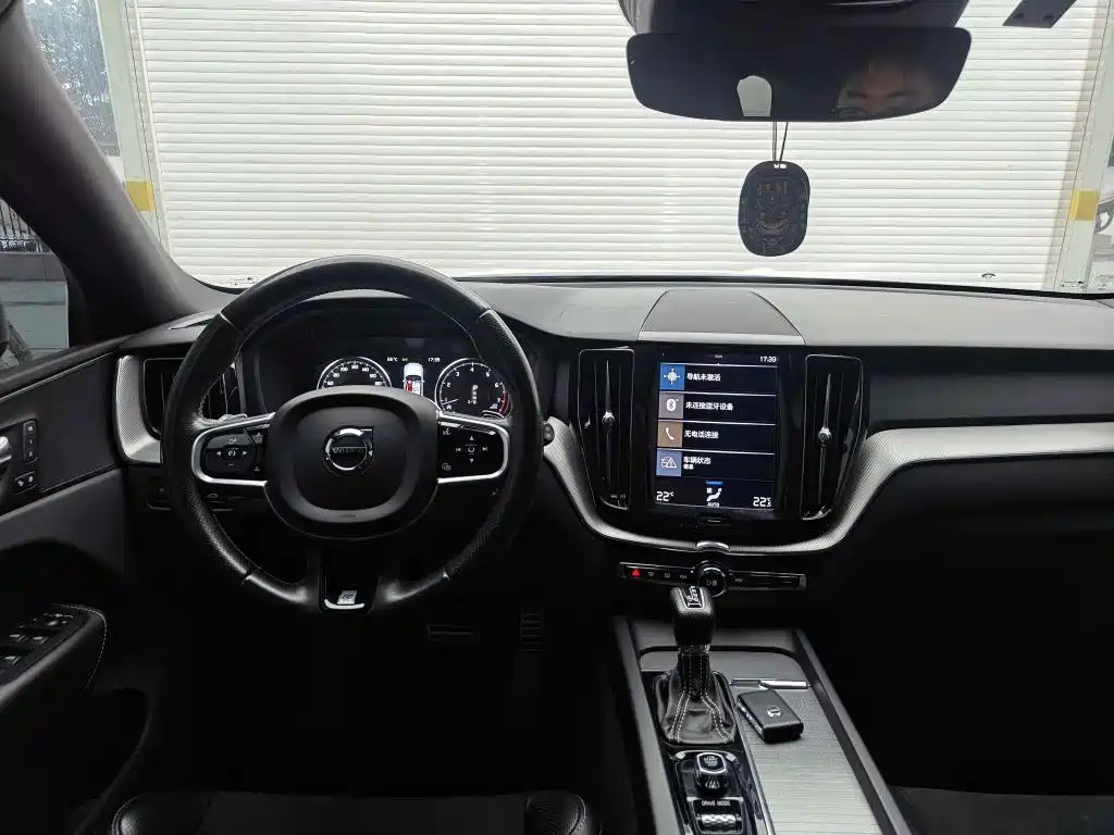 Photo 13 - Volvo XC60