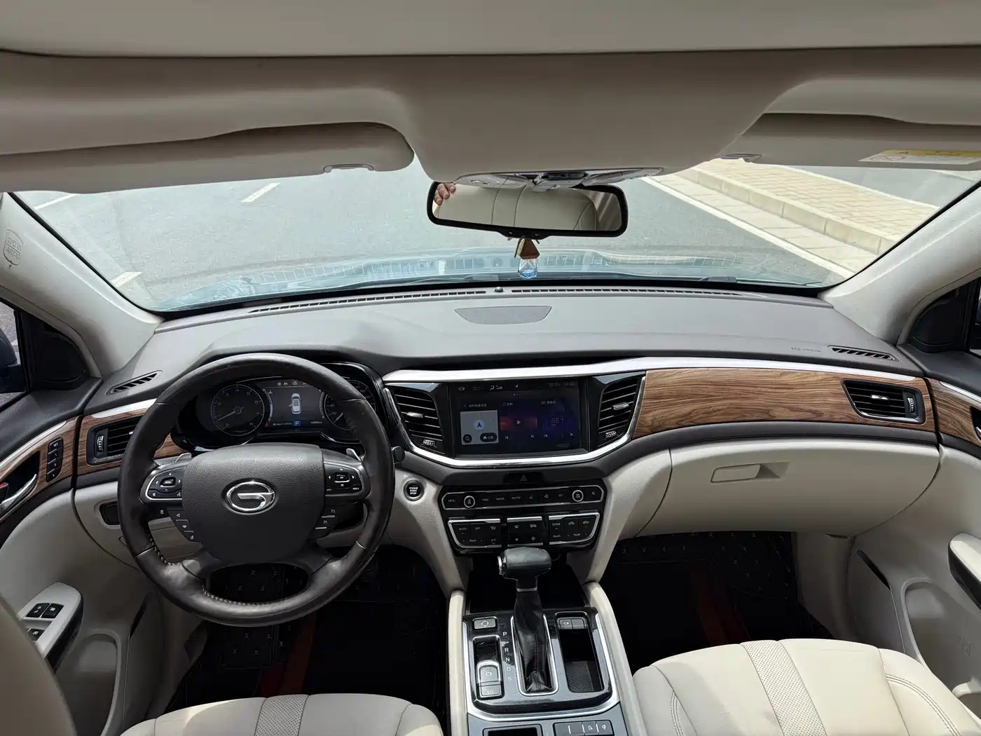 GAC Trumpchi Trumpchi GS8 2017 320T 2WD Luxury Smart Connect (7-seater) фото 7