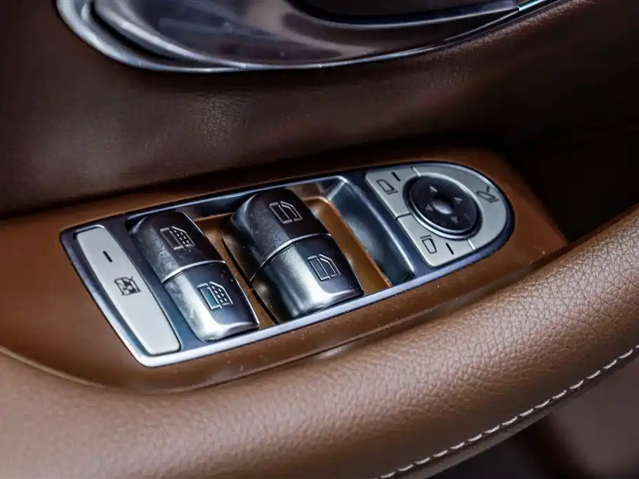 Mercedes-Benz E-Class 2021 Facelift E 300 L Luxury фото 20