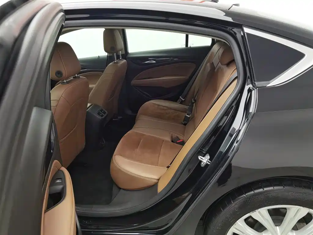 BUICK REGAL