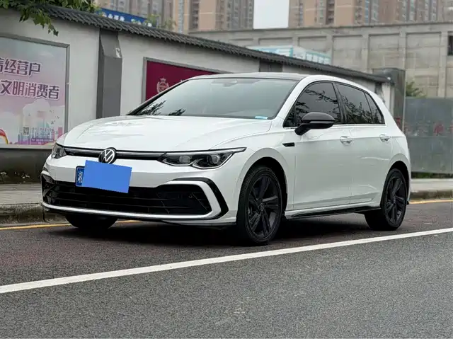 Volkswagen Golf 2022