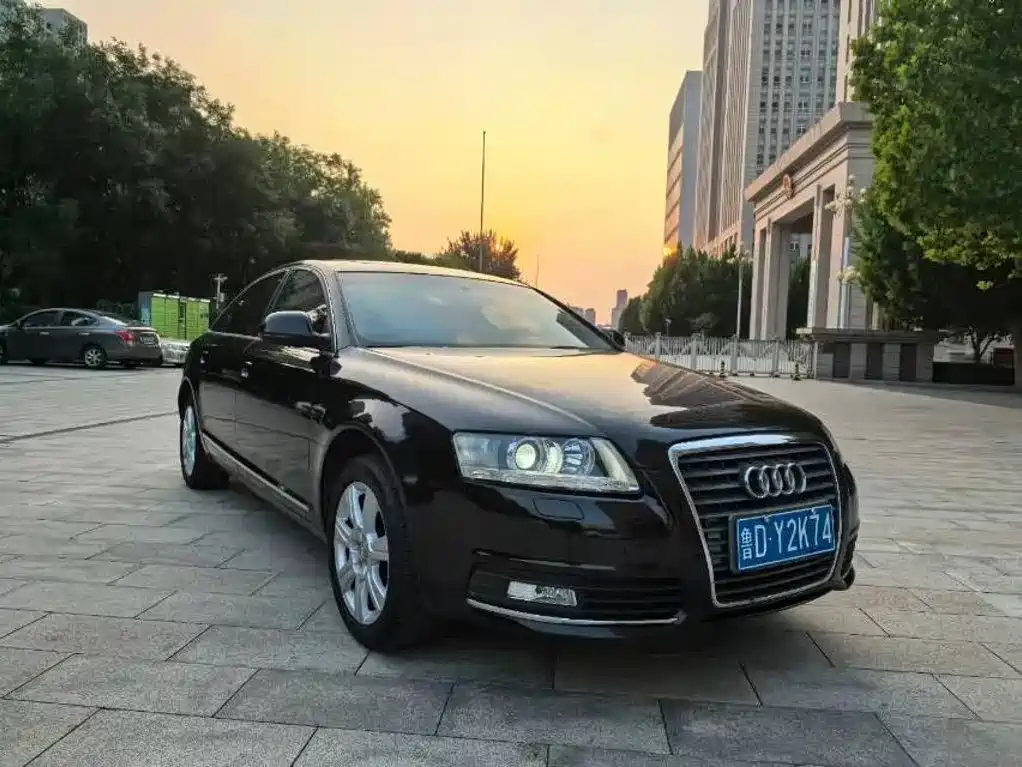 Фото 3 - Audi A6L