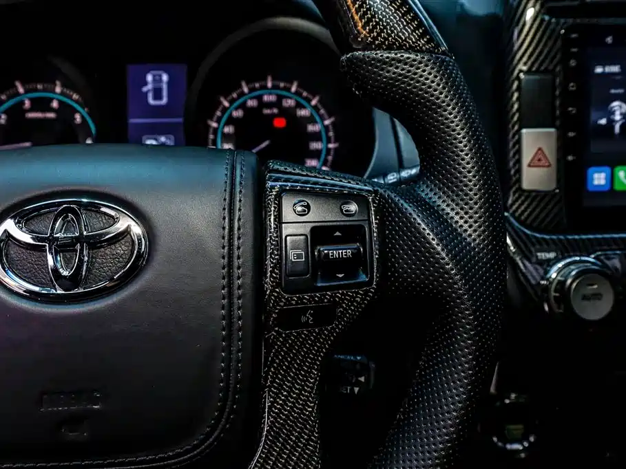 Toyota Prado 2010 4.0L Automatic TX-L фото 30