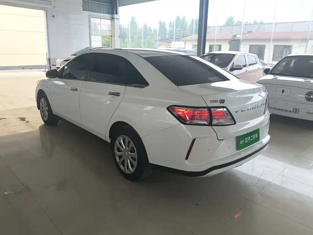 Venucia D60EV 2022 2020 Standard Range Smart Edition