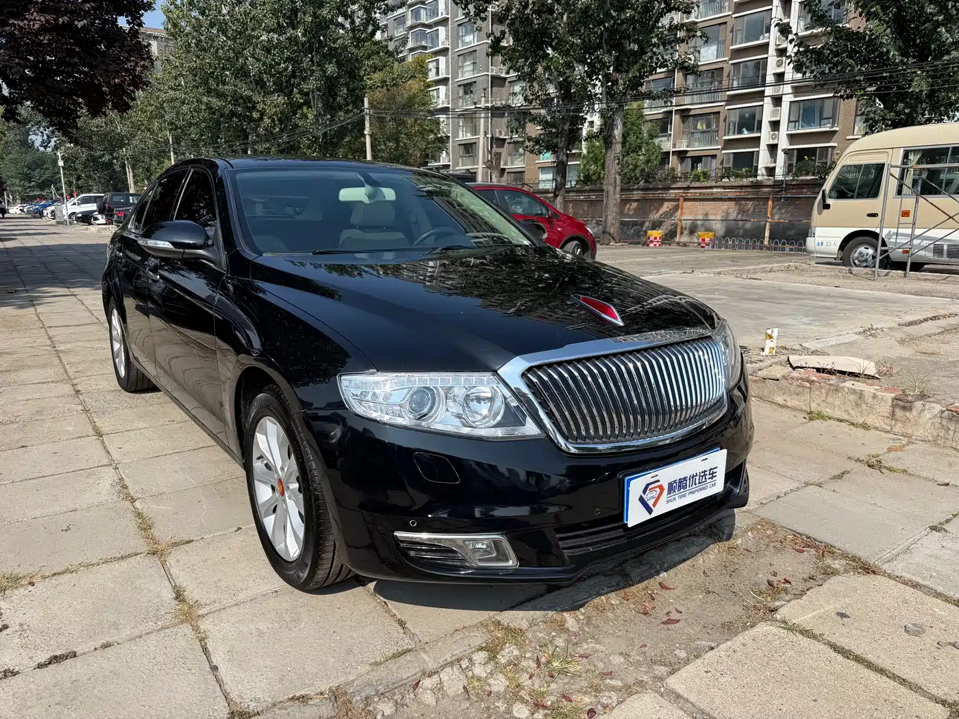 Hongqi H7 2017 2015 2.0T Luxury