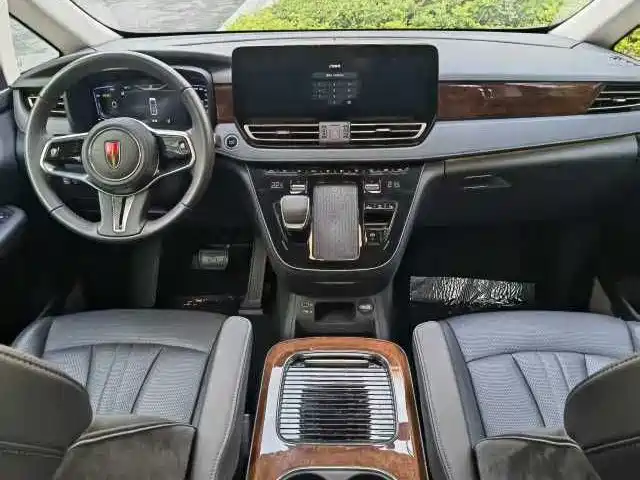 Hongqi HQ9 2024 Model 2.0T Luxury Edition фото 11