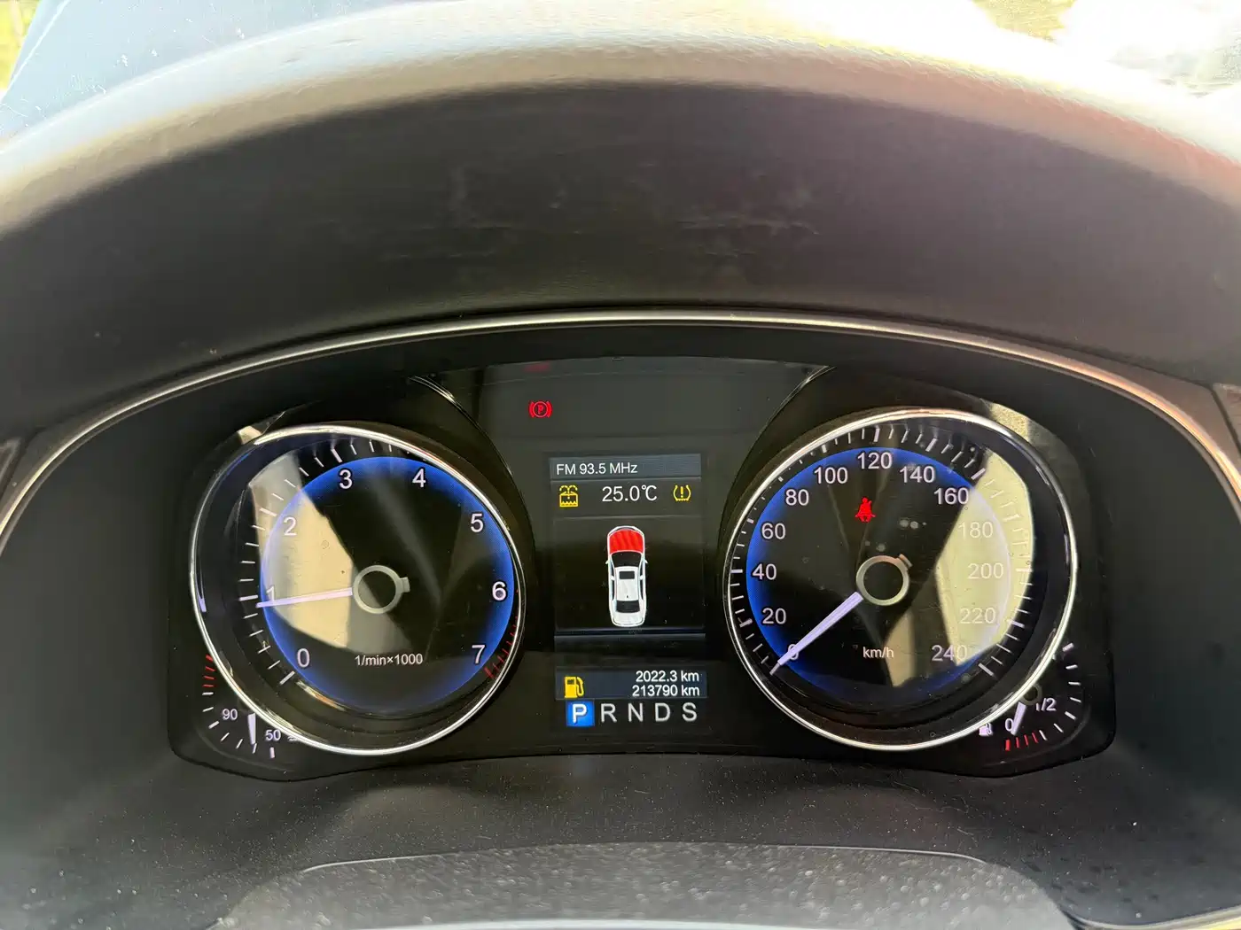 Hongqi H7 2015 2015 2.0T Luxury