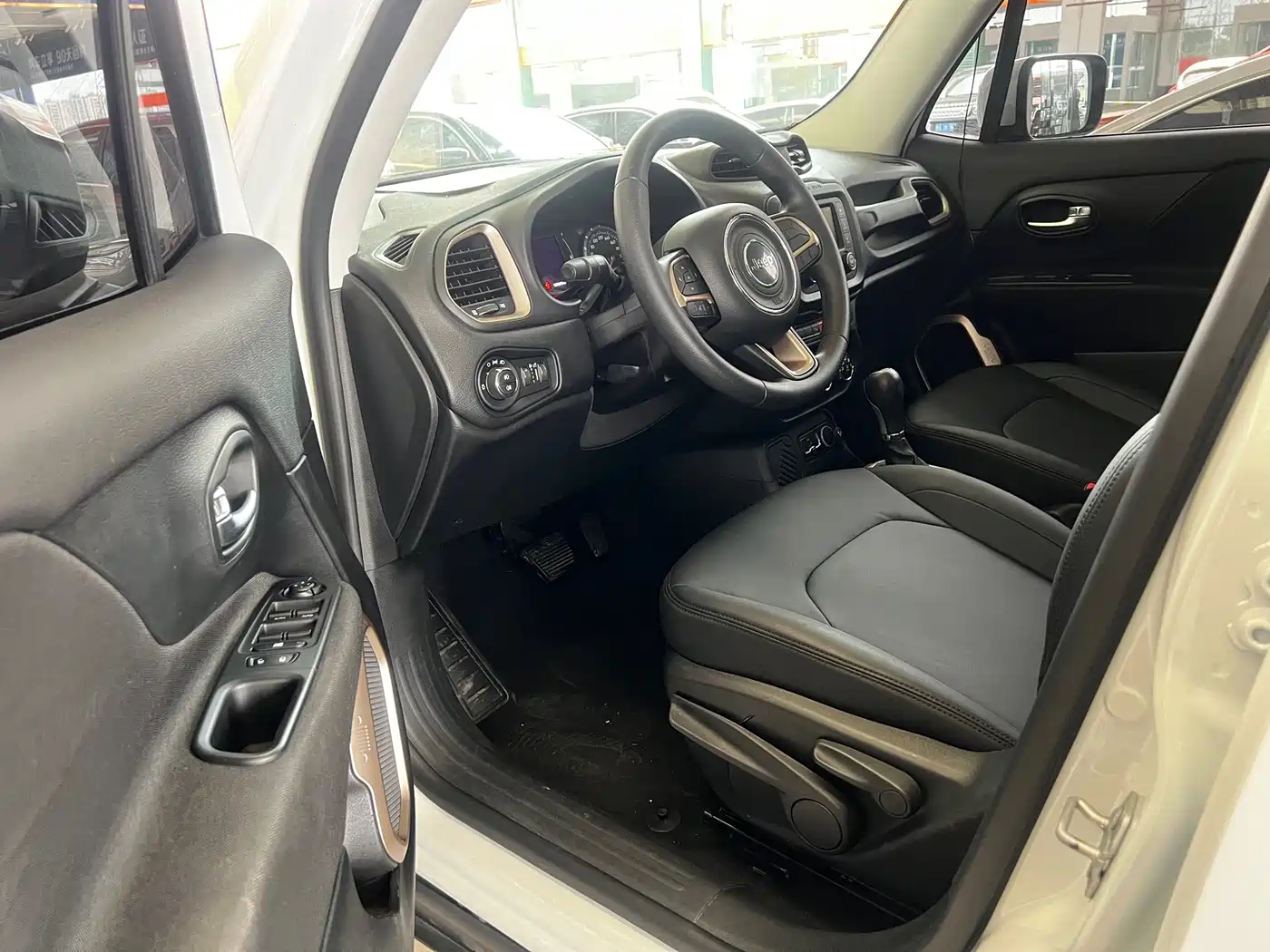 Jeep Renegade 2018 2017 180T Automatic High-Energy Edition