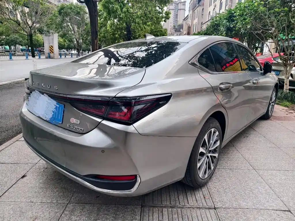 Lexus ES 2024 200 Premium Edition фото 3