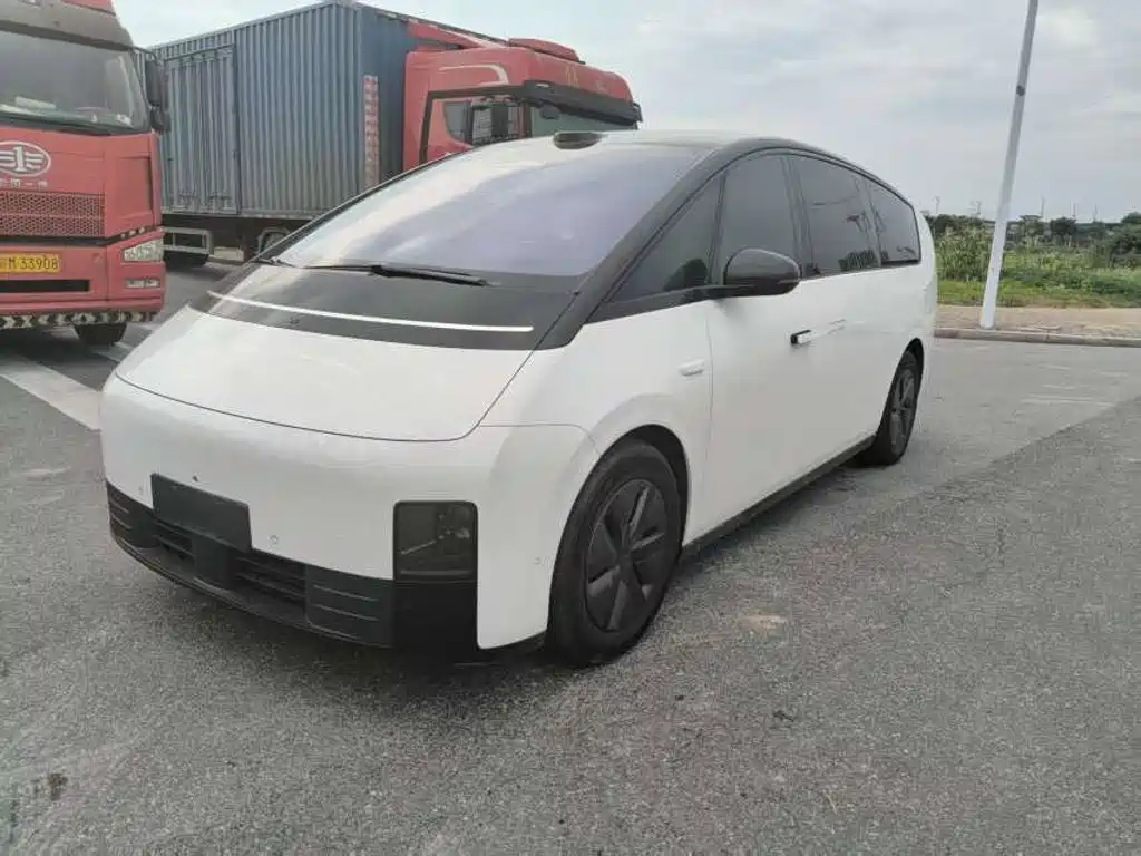 Li Auto MEGA 2026 2025 Model Home Family Special Edition