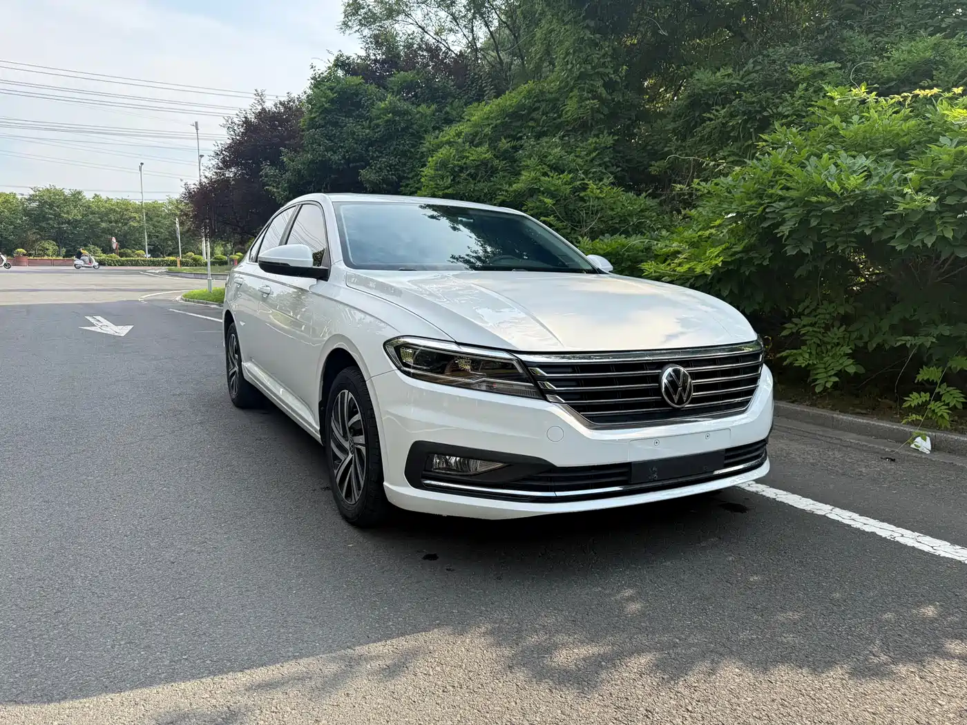Volkswagen Lavida 2022 280TSI DSG Comfort Edition фото 3