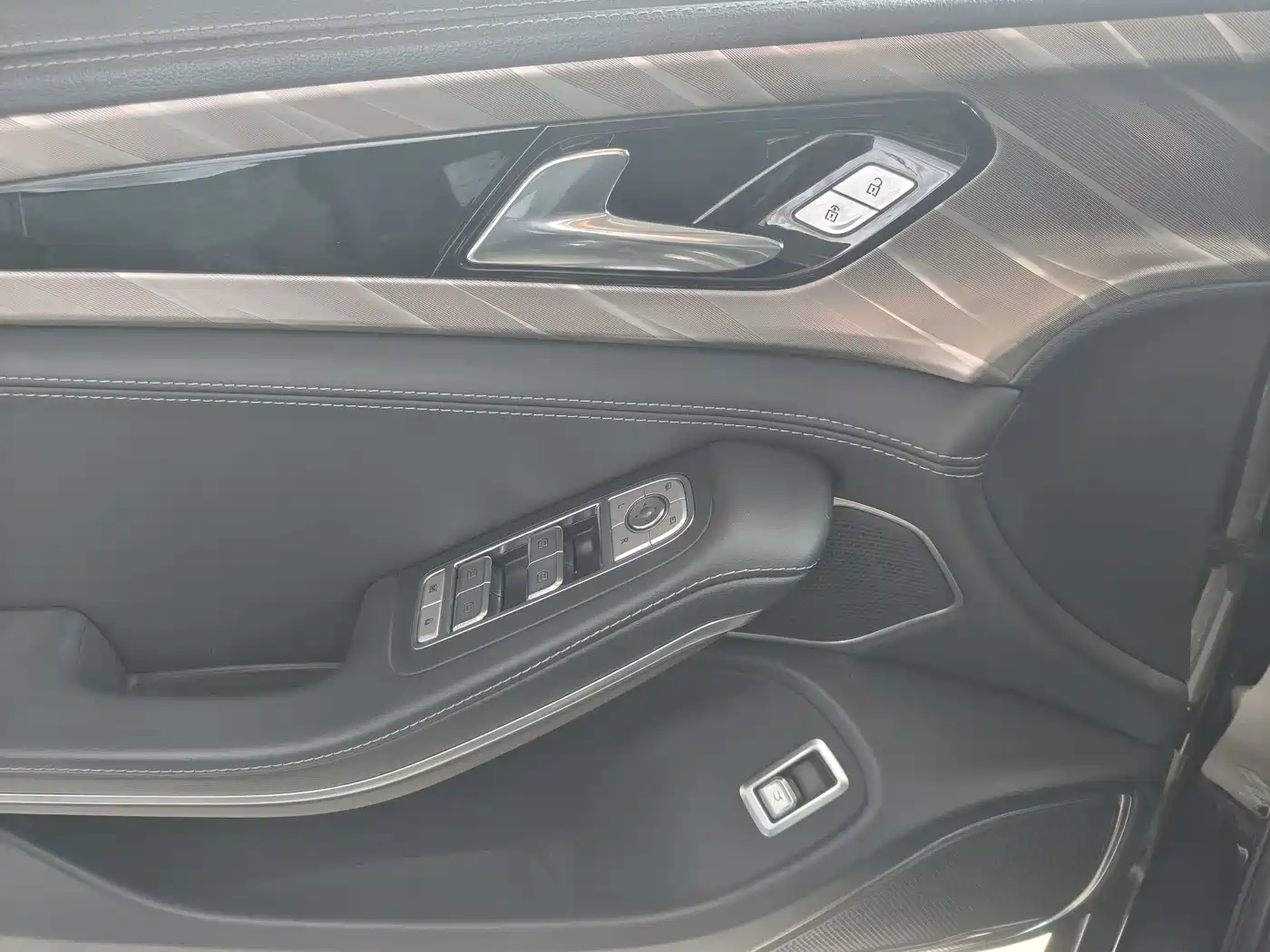 Hongqi H9 2021 2020 2.0T Smart Connection Qi Xiang Edition