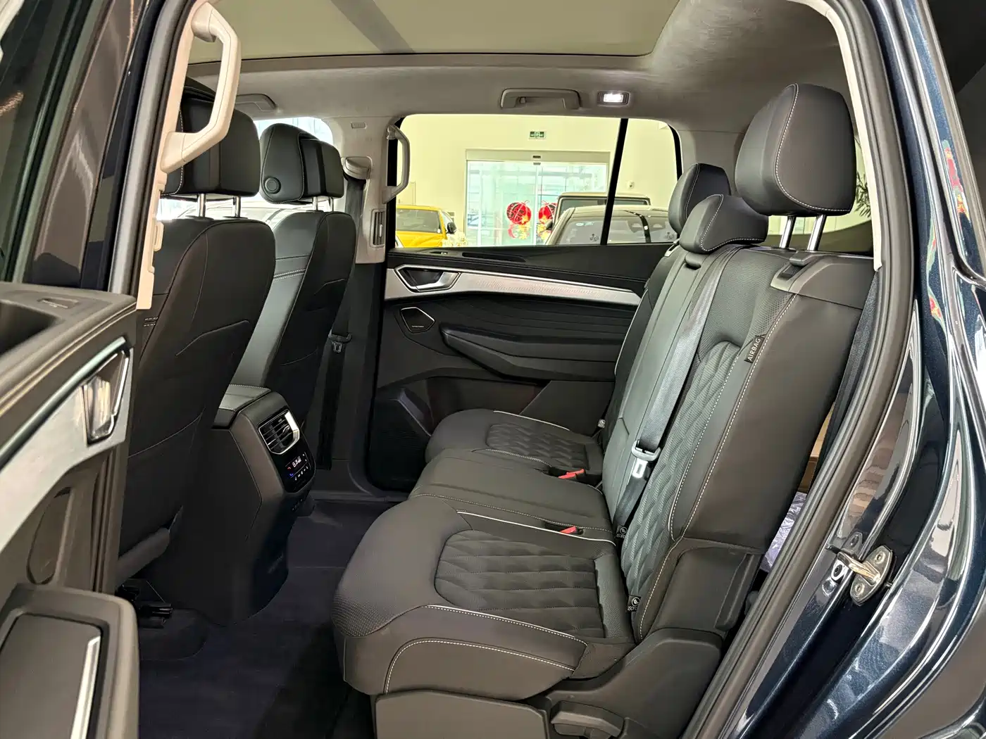 Volkswagen Talagon 2024 2024 530TSI 4WD Flagship Victory Pro Edition 7-Seater