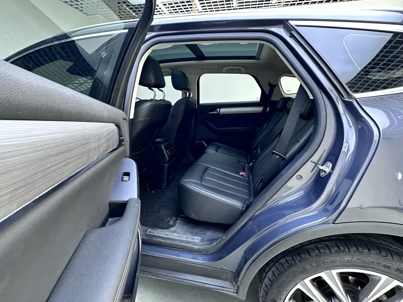 BYD Tang 2018 2.0T Automatic Smart Connection Noble Edition 7-Seater China V фото 14
