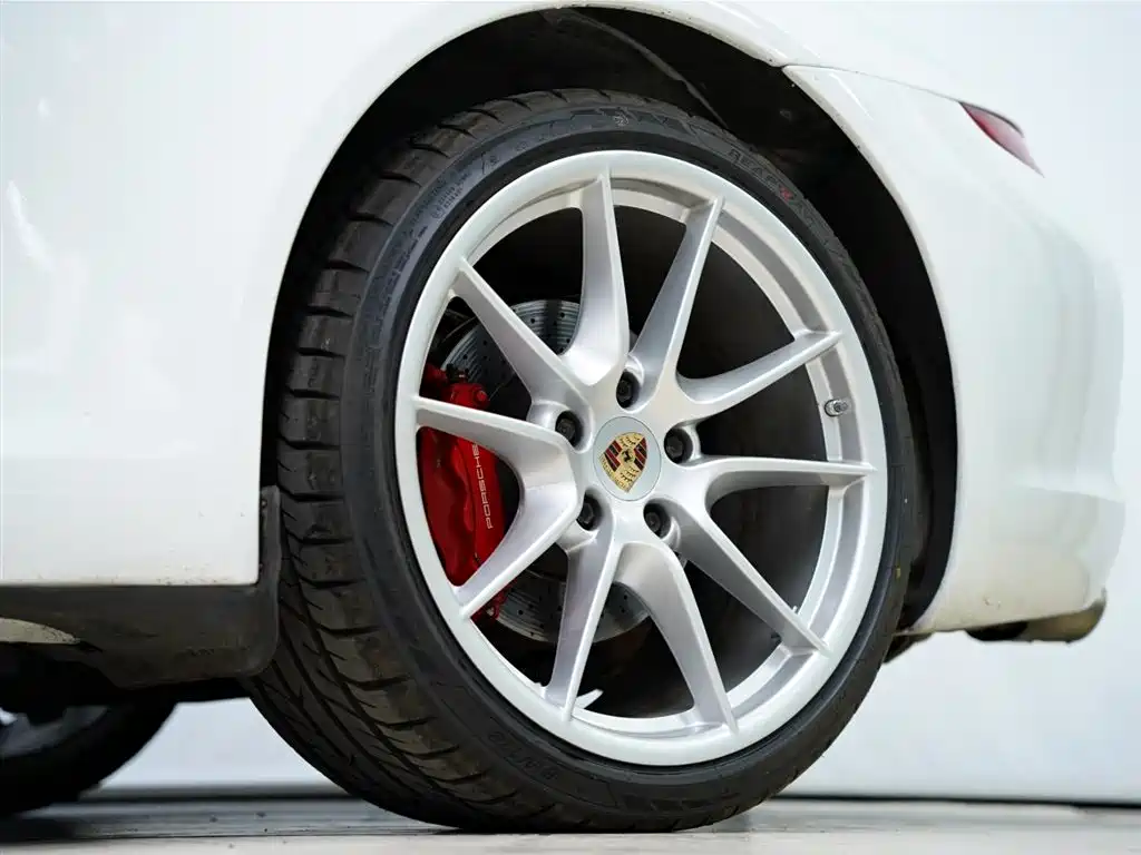 Porsche 911 2012 Carrera S 3.8L фото 21