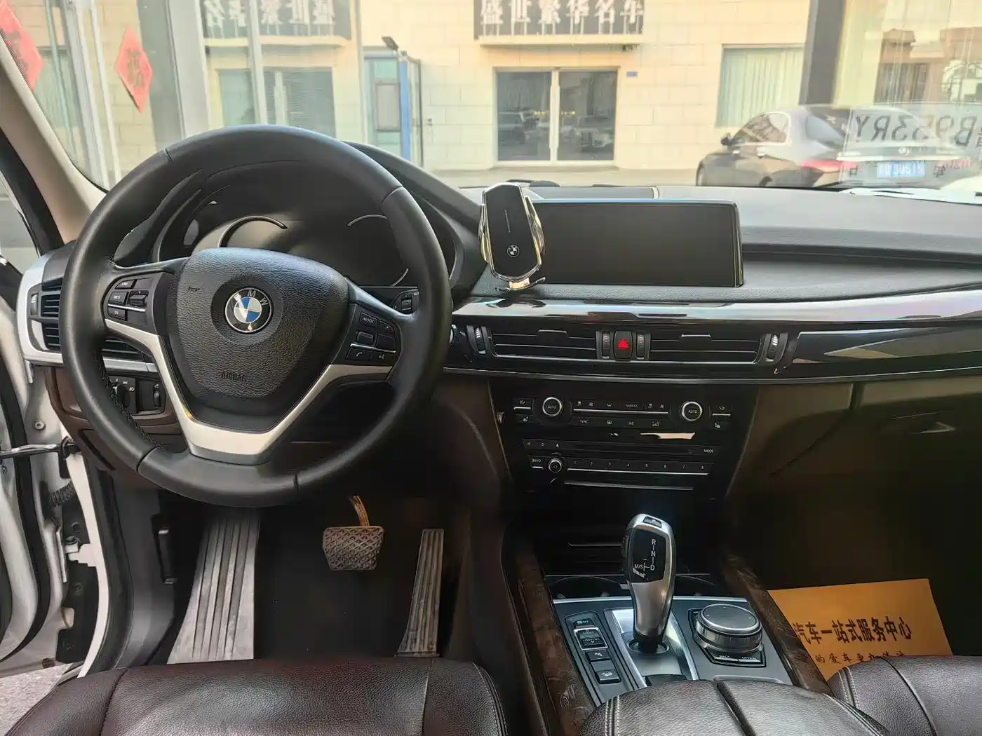BMW X5 (Import) 2017 xDrive28i фото 9
