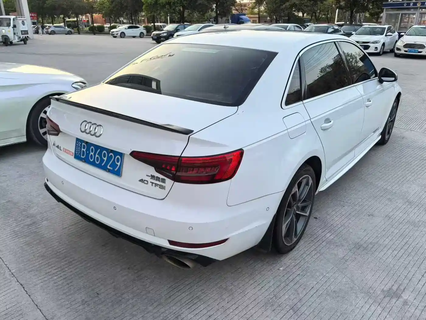 Audi A4L 2017 Plus 40 TFSI Progressive фото 5