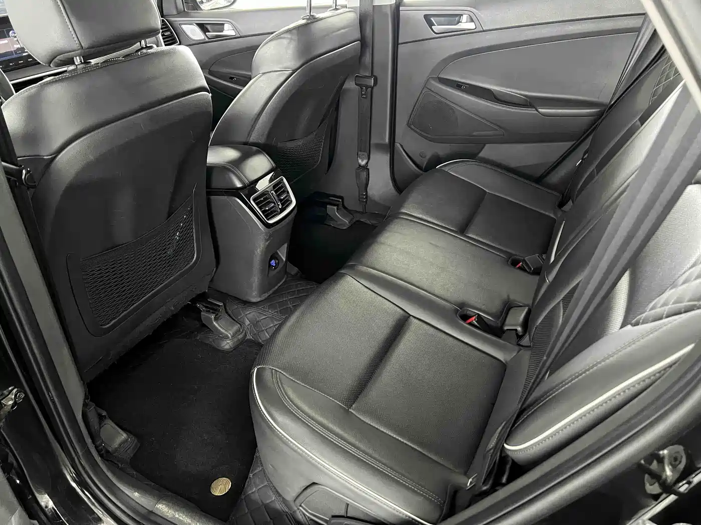 Hyundai Tucson 2019 280TGDi Dual-clutch 2WD Fashion Edition China VI фото 17