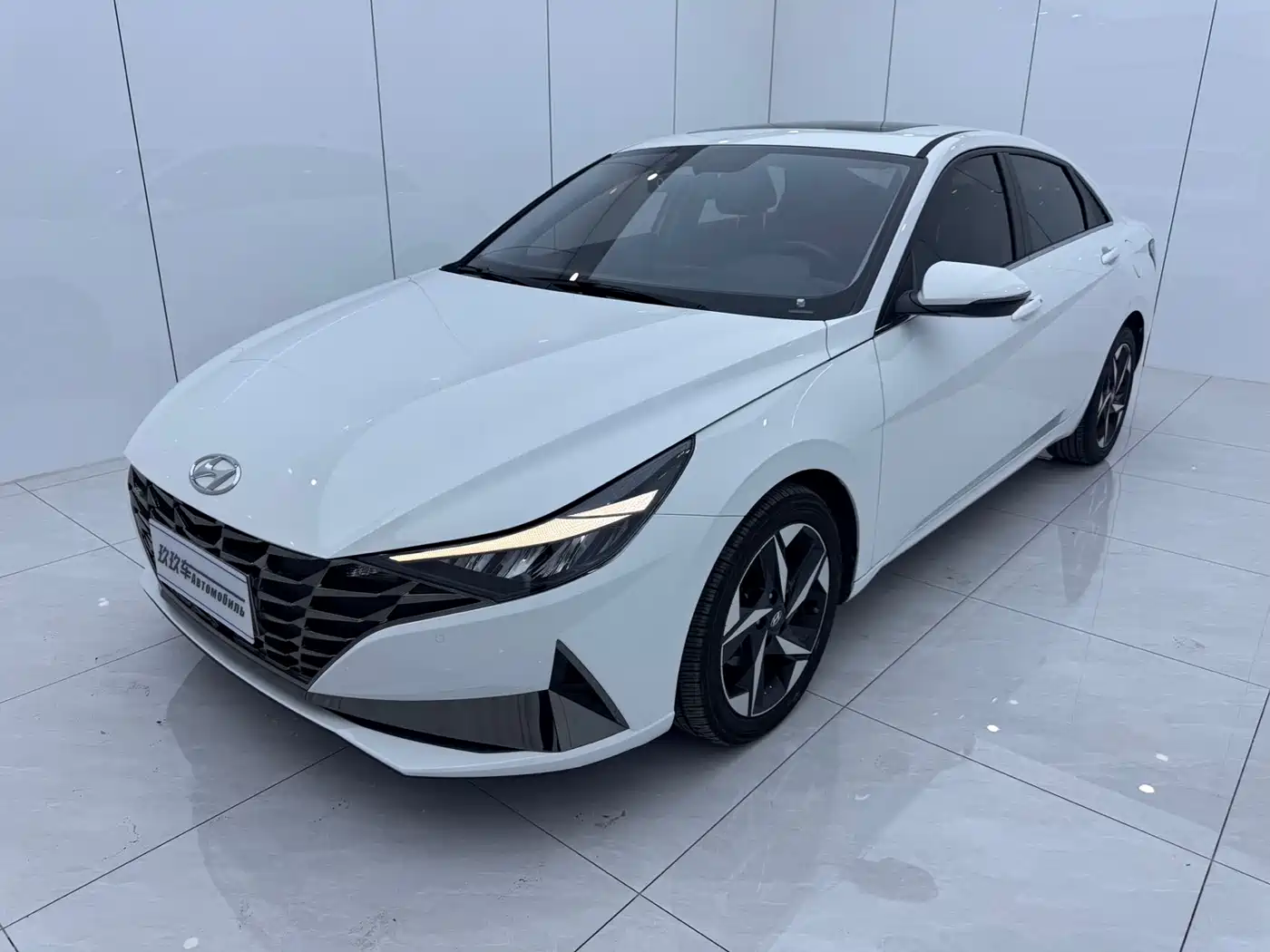 Hyundai Elantra 2023 Model 1.5L CVT LUX Premium Edition