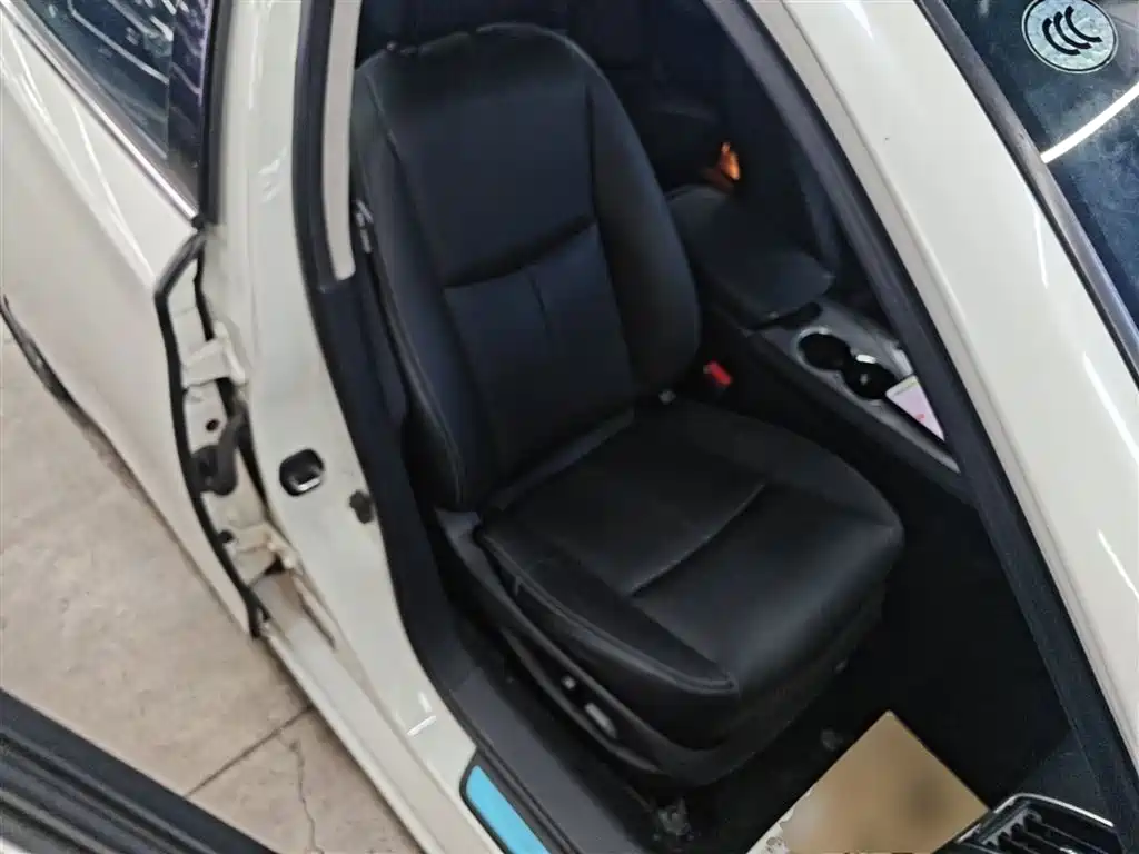 Infiniti Q50L 2017 2016 Model 2.0T Joy Edition
