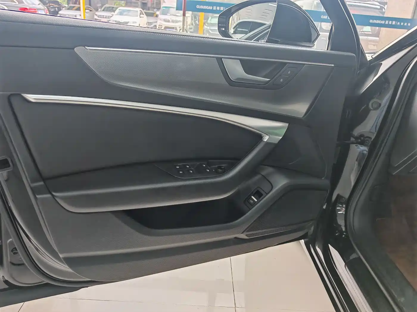 Audi A6L 2021 40 TFSI Luxury Sport фото 11
