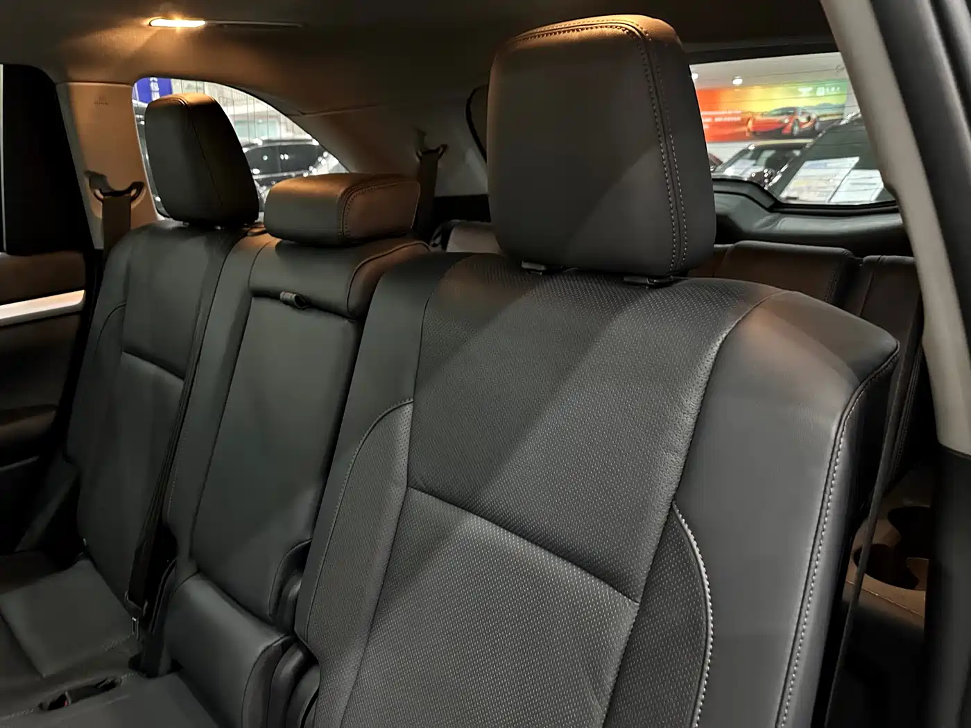 Toyota Highlander 2018 2.0T 4WD Premium 7-seater China VI фото 12