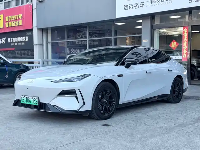  Geely Galaxy Galaxy E8 2024 550km RWD PRO