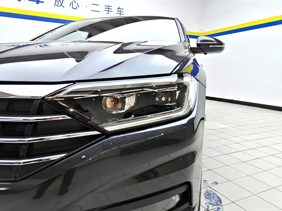 Volkswagen Sagitar 2021 280TSI DSG Surpassing Edition фото 5