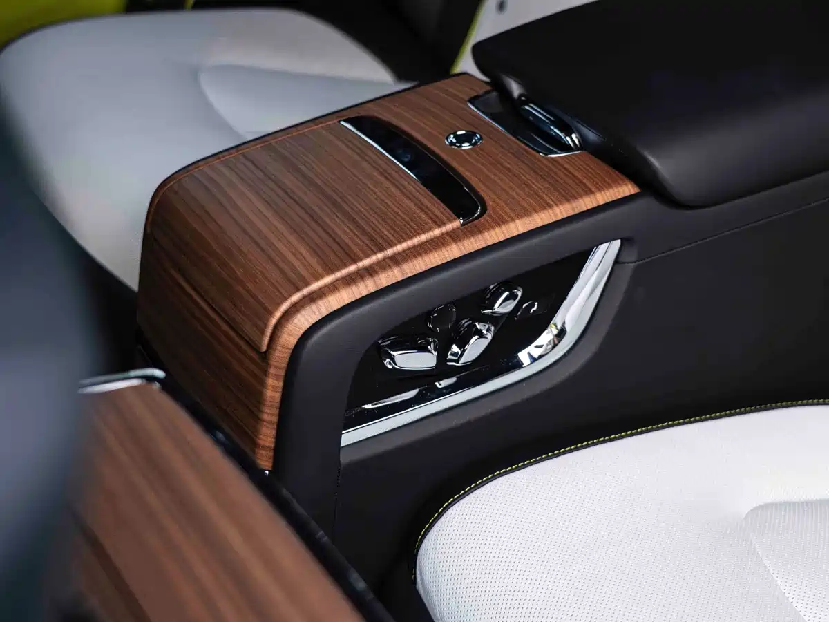 ROLLS-ROYCE GUST