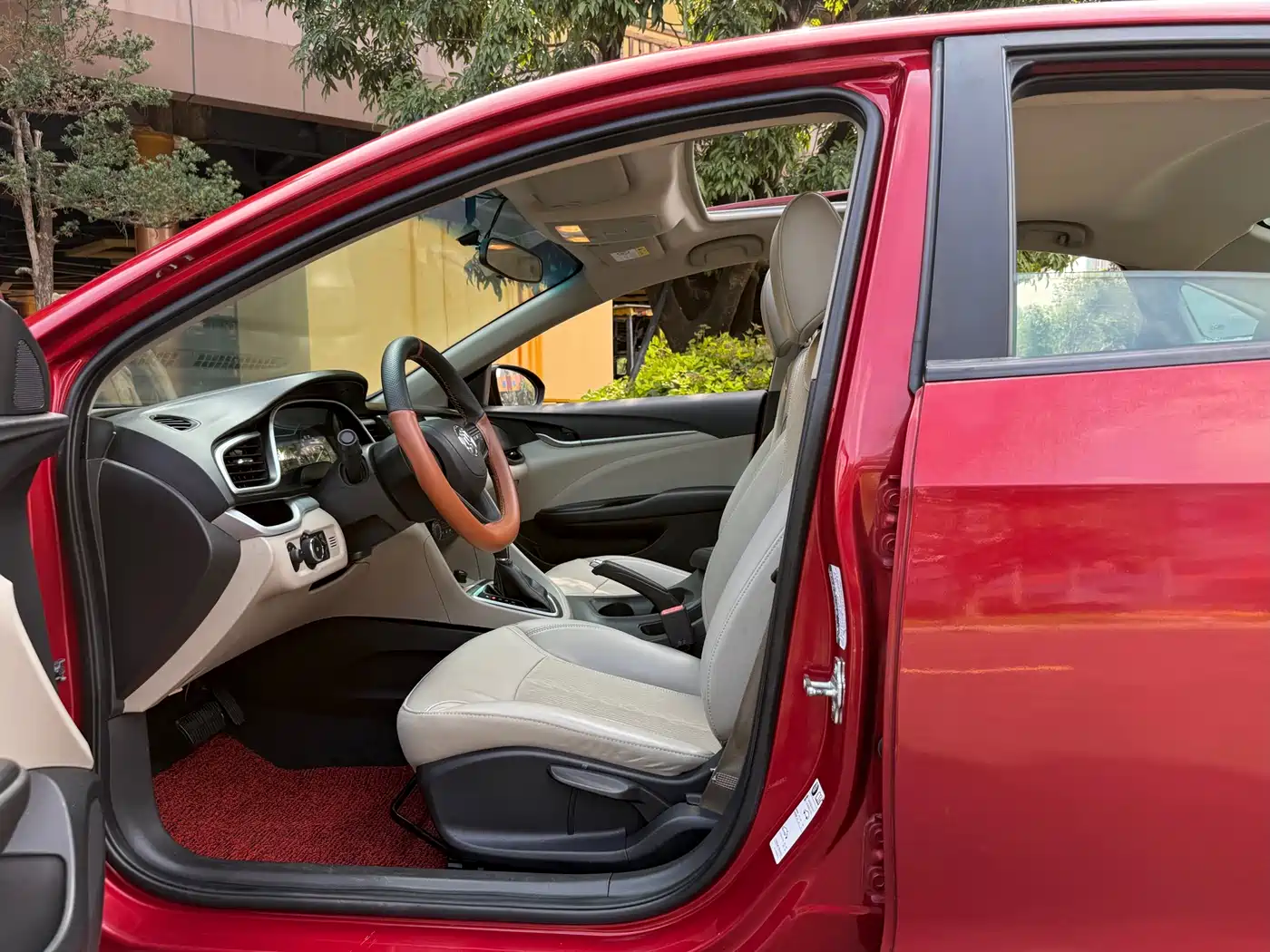 Buick Excelle 2017 15N Automatic Elite фото 6