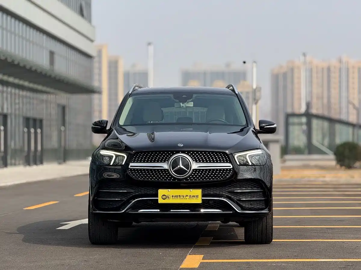 Mercedes-Benz GLE 2020 Facelift GLE 350 4MATIC Fashion фото 2