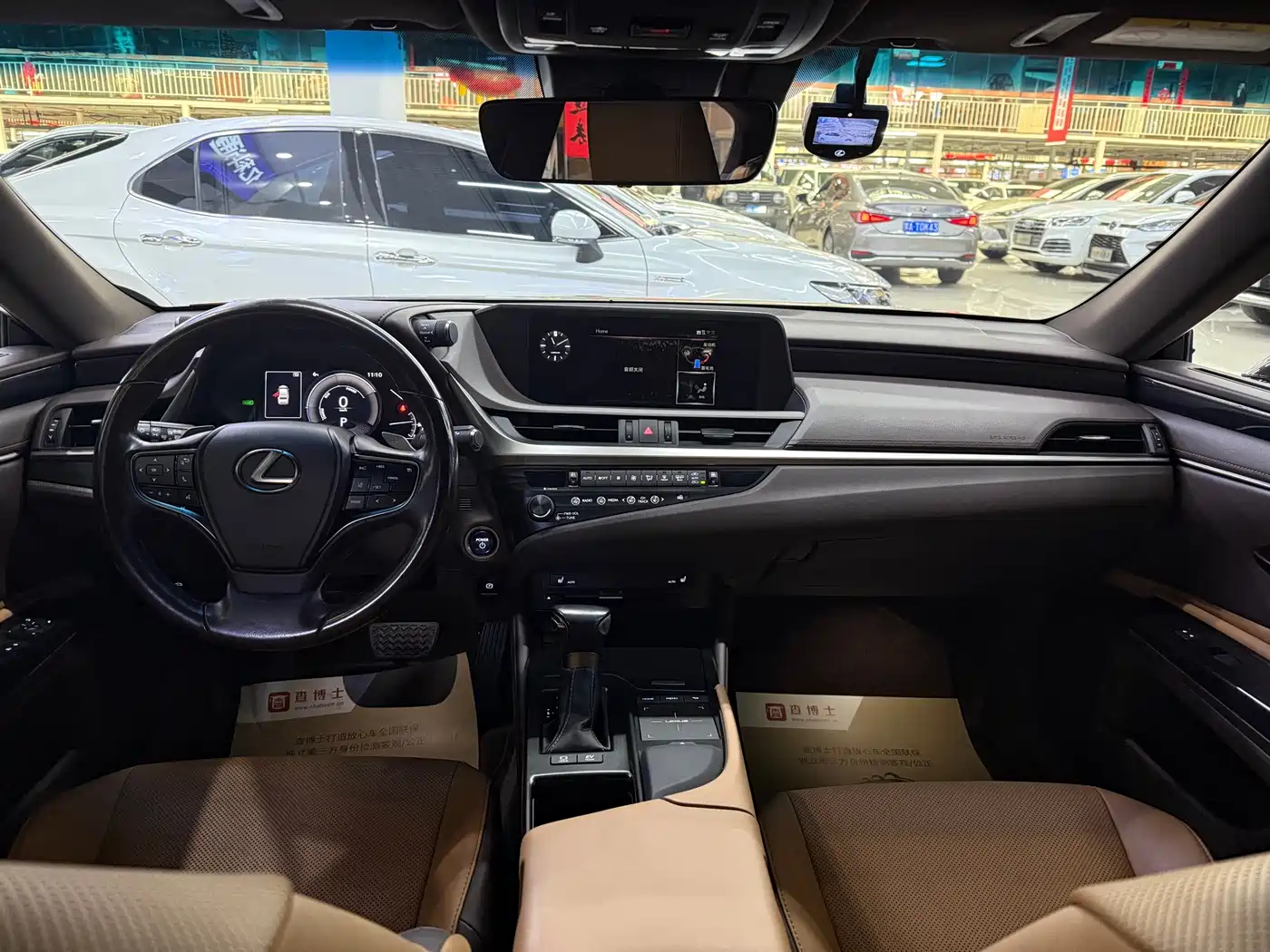 Lexus ES 2020 Model 300h Excellence Edition фото 8