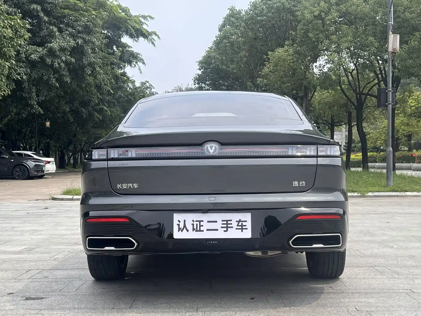 Фото 10 - Changan Eado