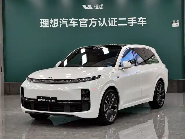 Li Auto Li L8 2025