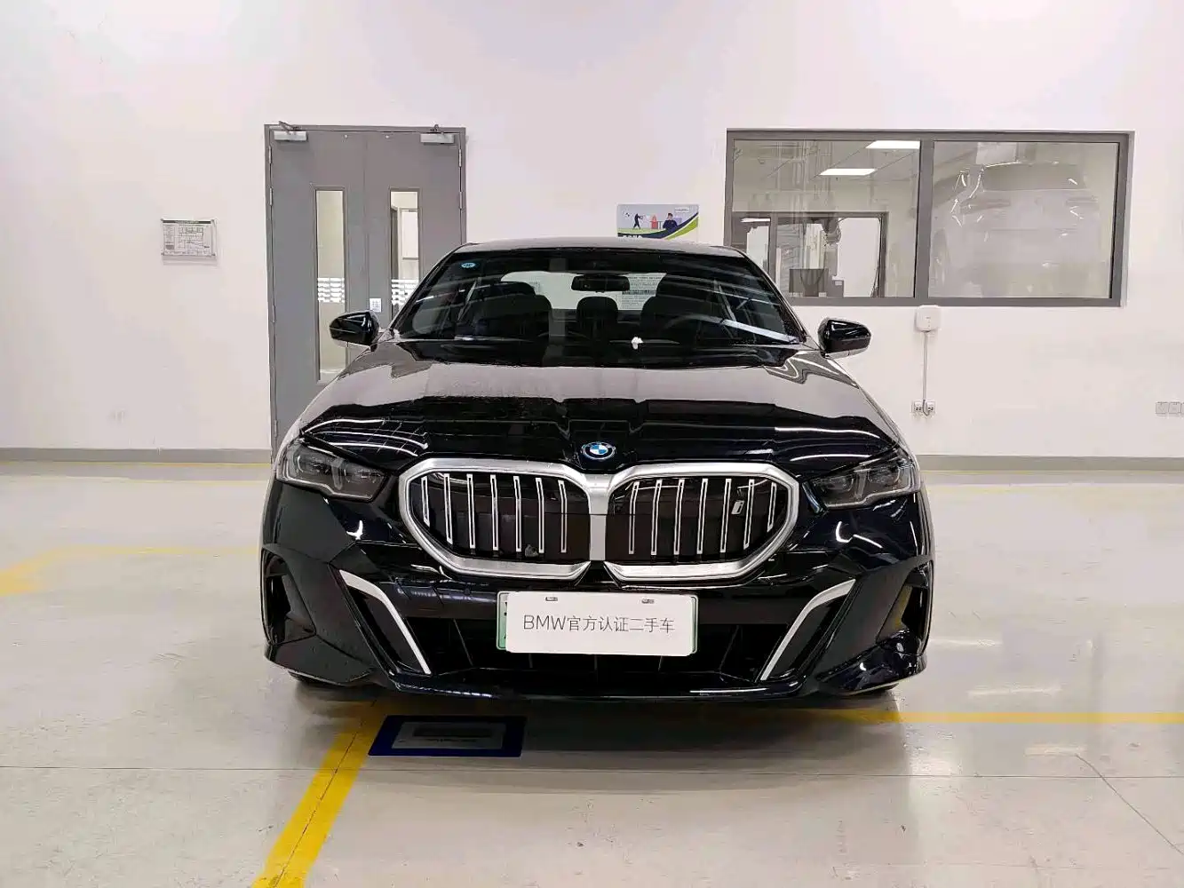 BMW I5