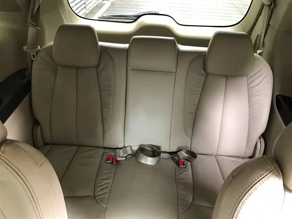 Buick GL8 2015 2.4L Luxury Business Exclusive Edition фото 10