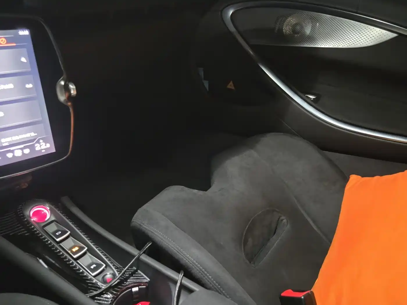 McLaren Artura 2026 2023 3.0T Hybrid Standard