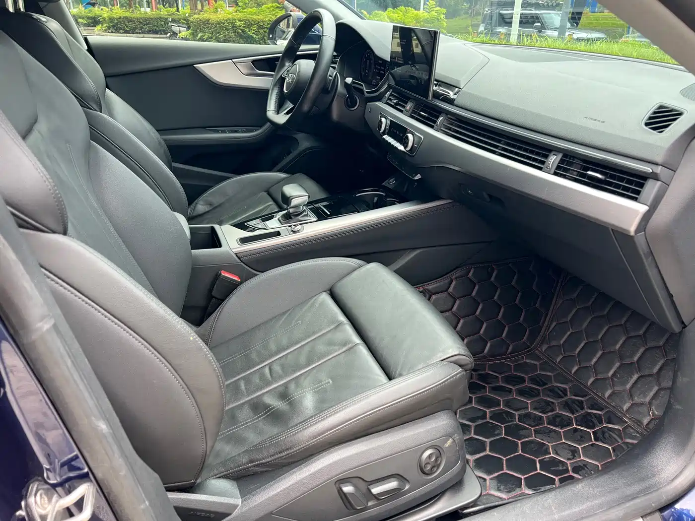 Photo 11 - Audi A5 (Import)