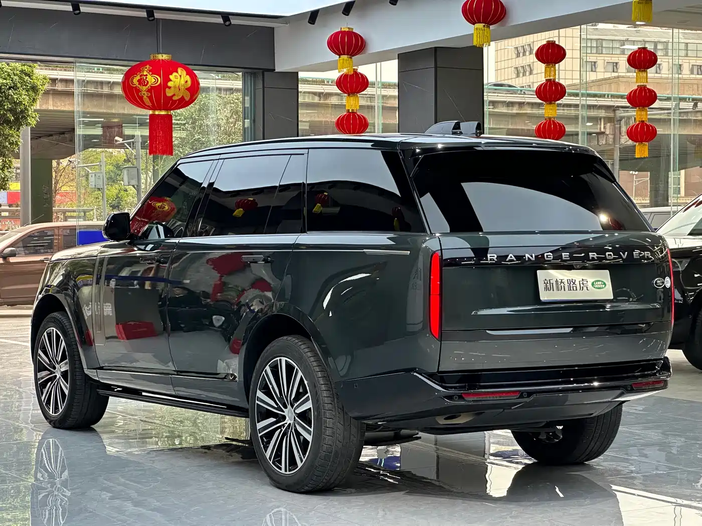 LAND ROVER RANGE ROVER