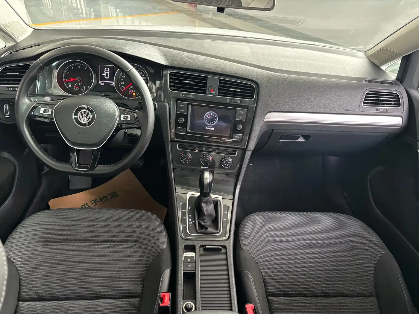 Volkswagen Golf 2018 1.6L Automatic Comfort фото 7