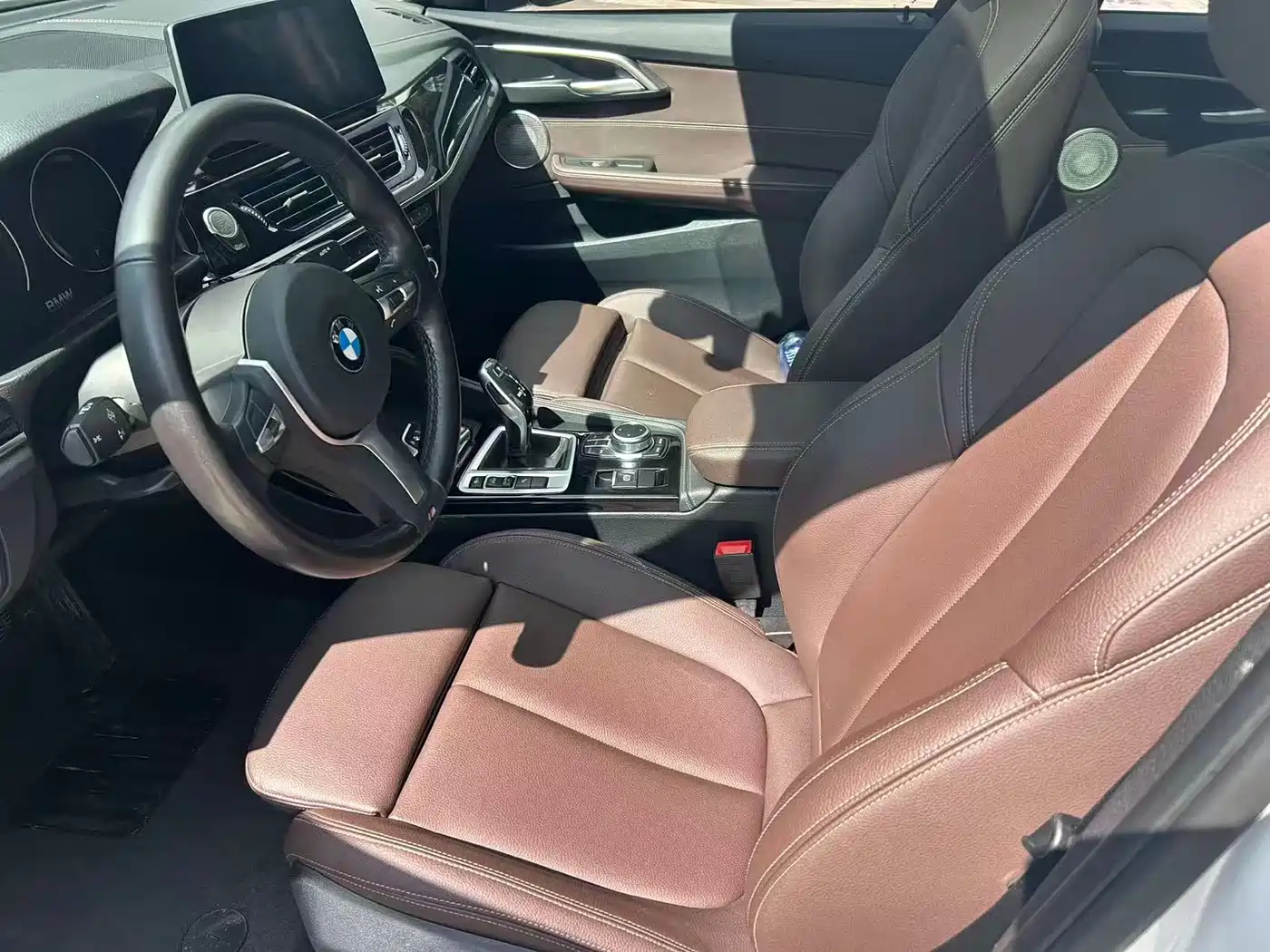 BMW 1 Series 2021 120i M Sport Shadow Edition фото 5