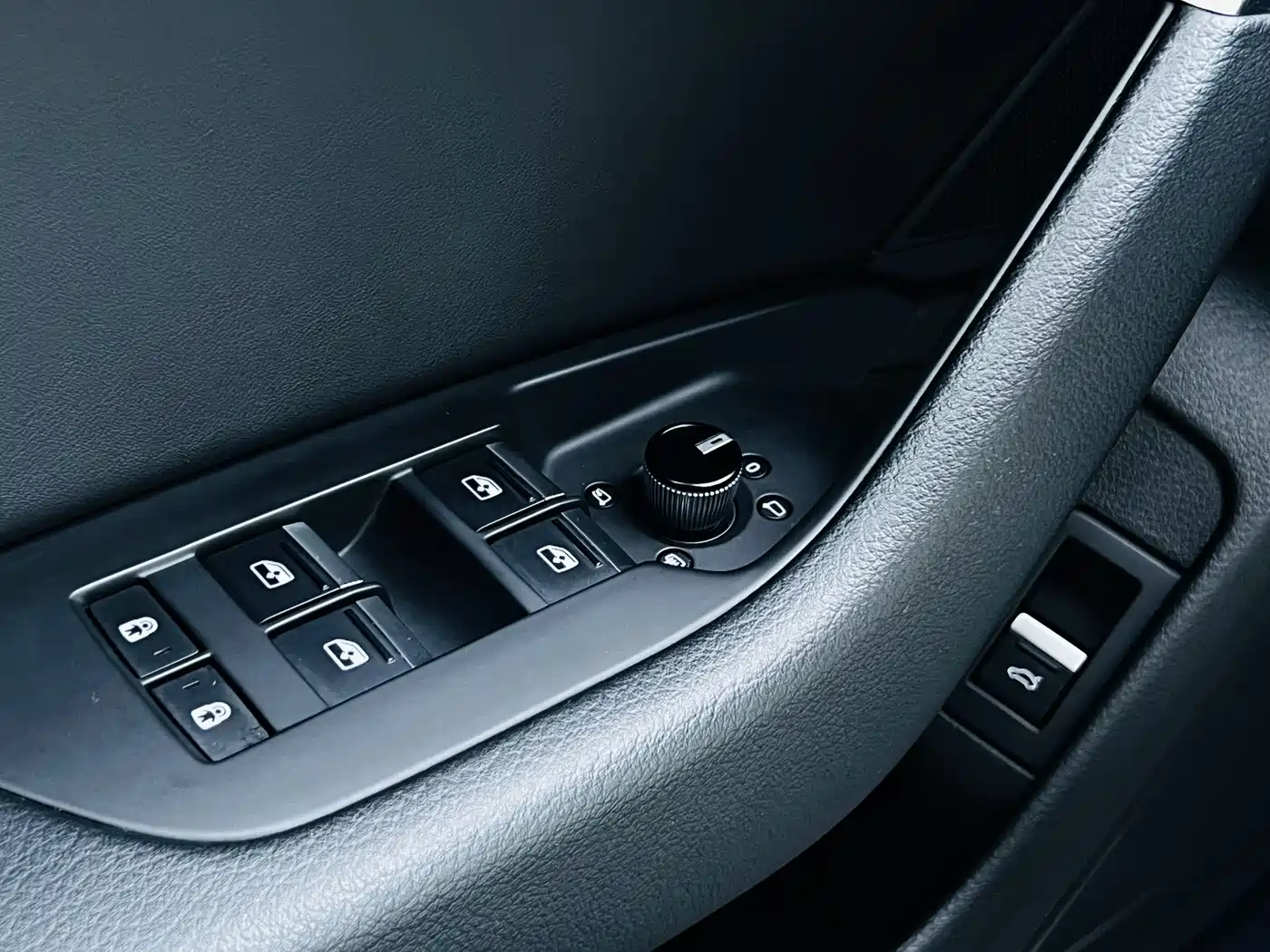Audi A6L 2019 45 TFSI quattro Exclusive Elegance фото 15