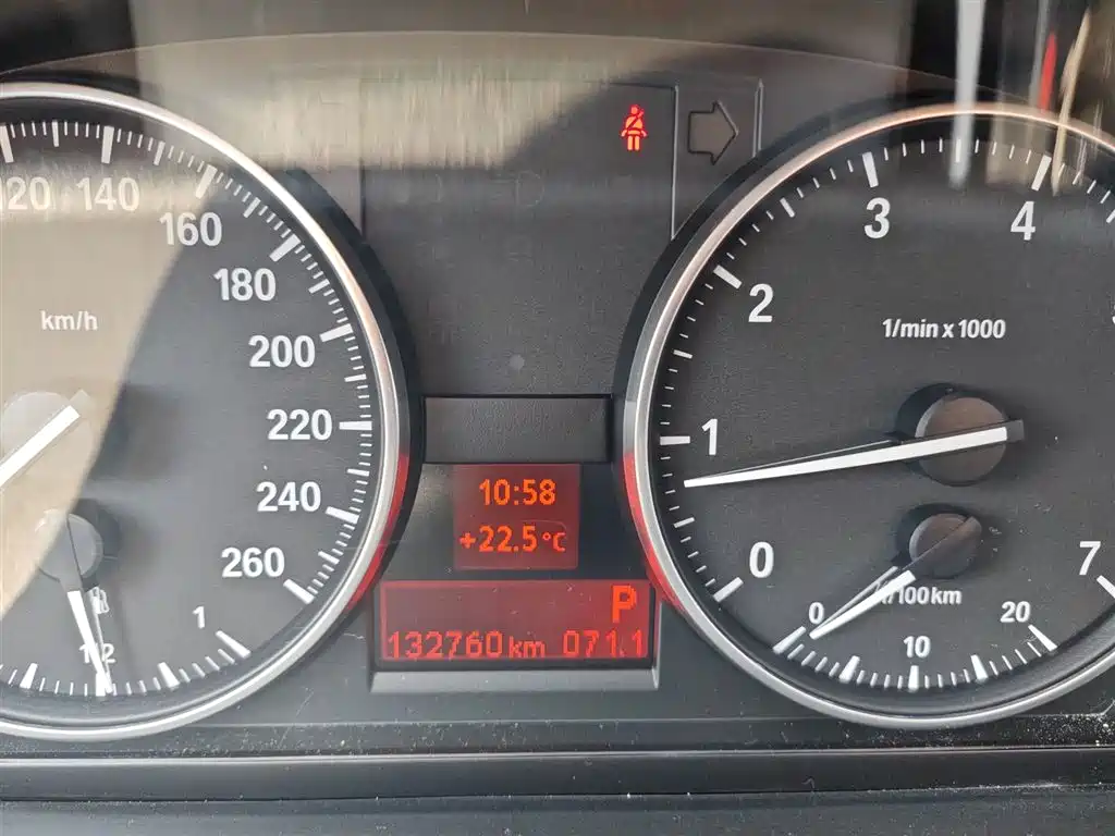 BMW X1 2013 sDrive18i Leading фото 3