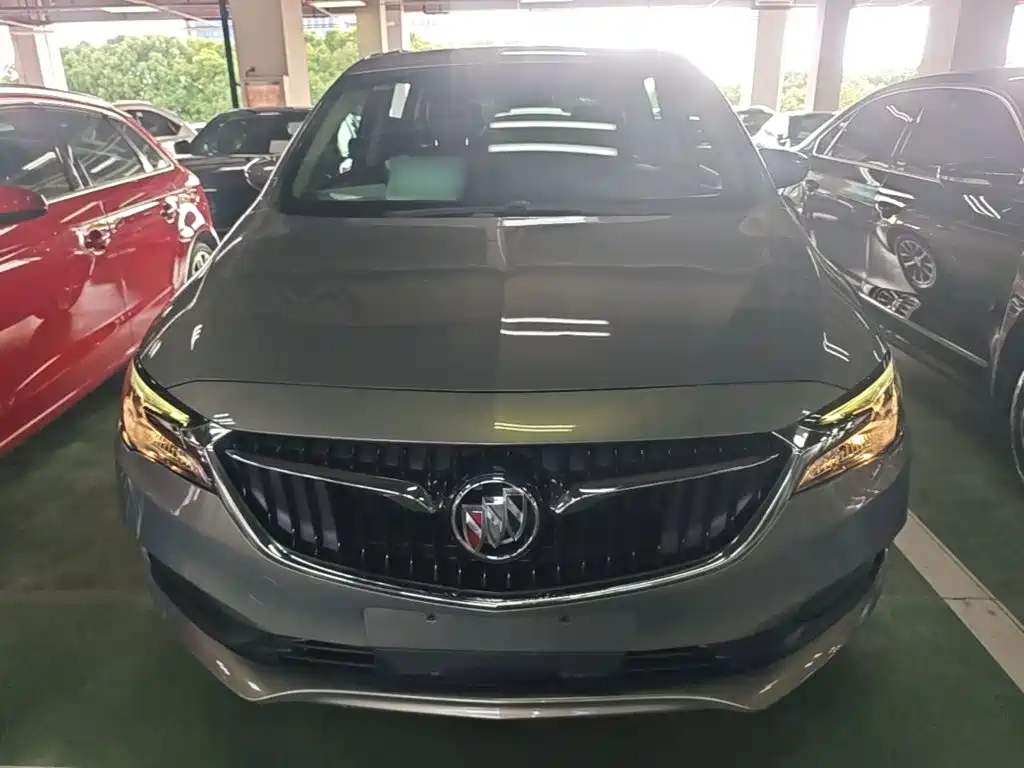 Фото 3 - Buick GL6