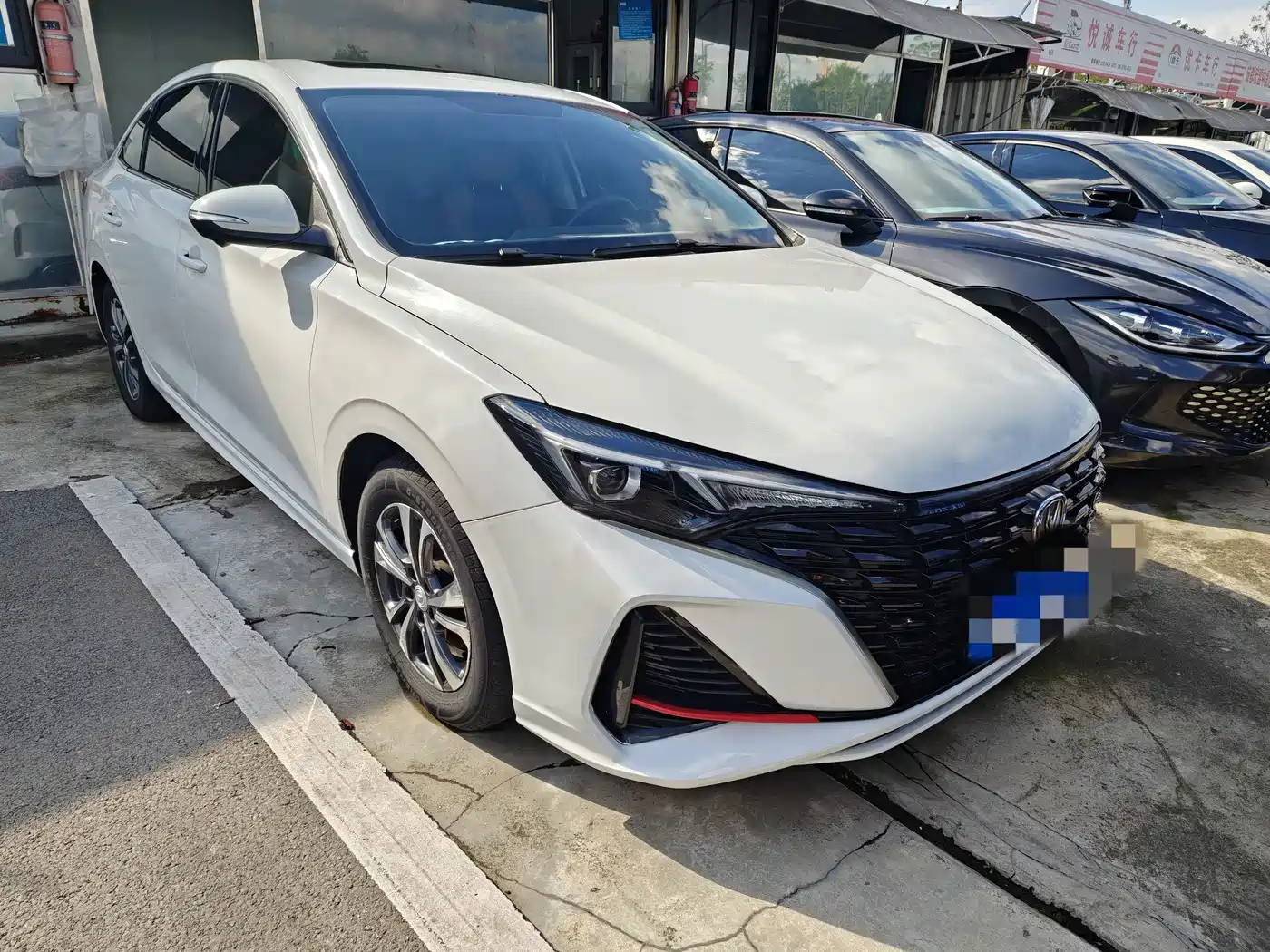 Photo 2 - Changan Eado