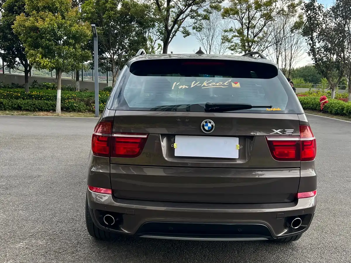 BMW X5 (Import) 2011 xDrive35i Leading Edition фото 10