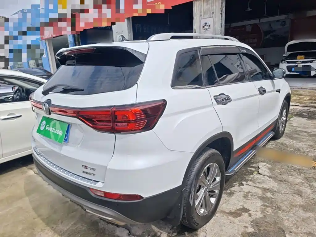 Фото 7 - Changan CS75