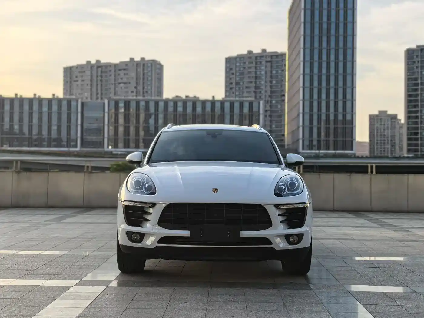 Porsche Macan 2017 Macan 2.0T фото 2