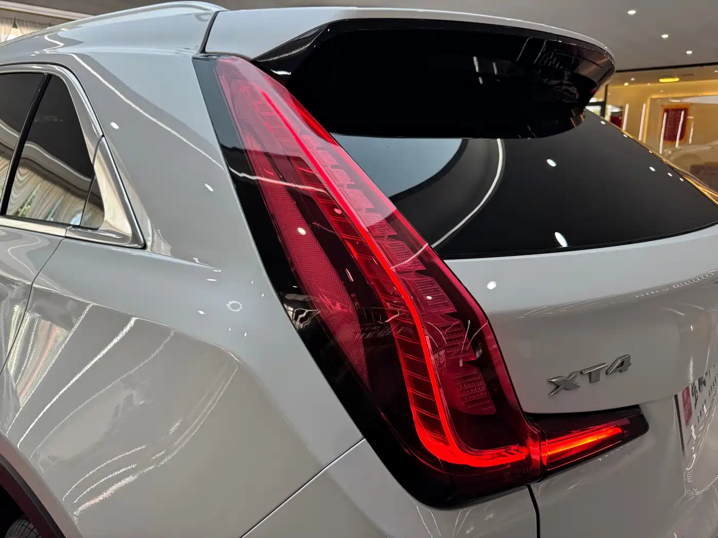 Cadillac XT4 2020 28T FWD Leading Trim фото 39